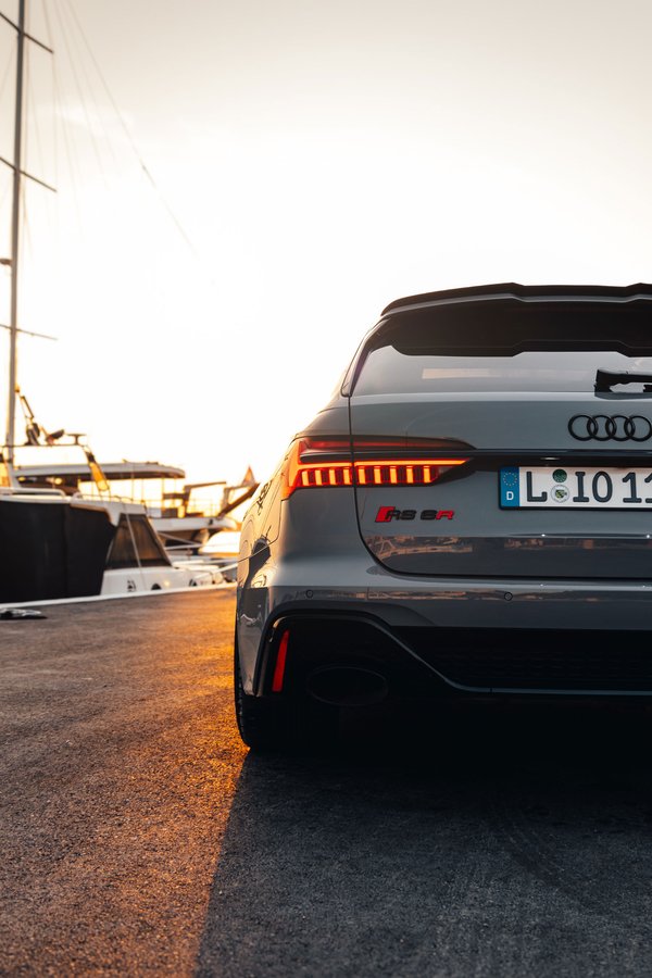 Audi RS6 C8
